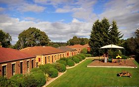 Country Club Villas Launceston